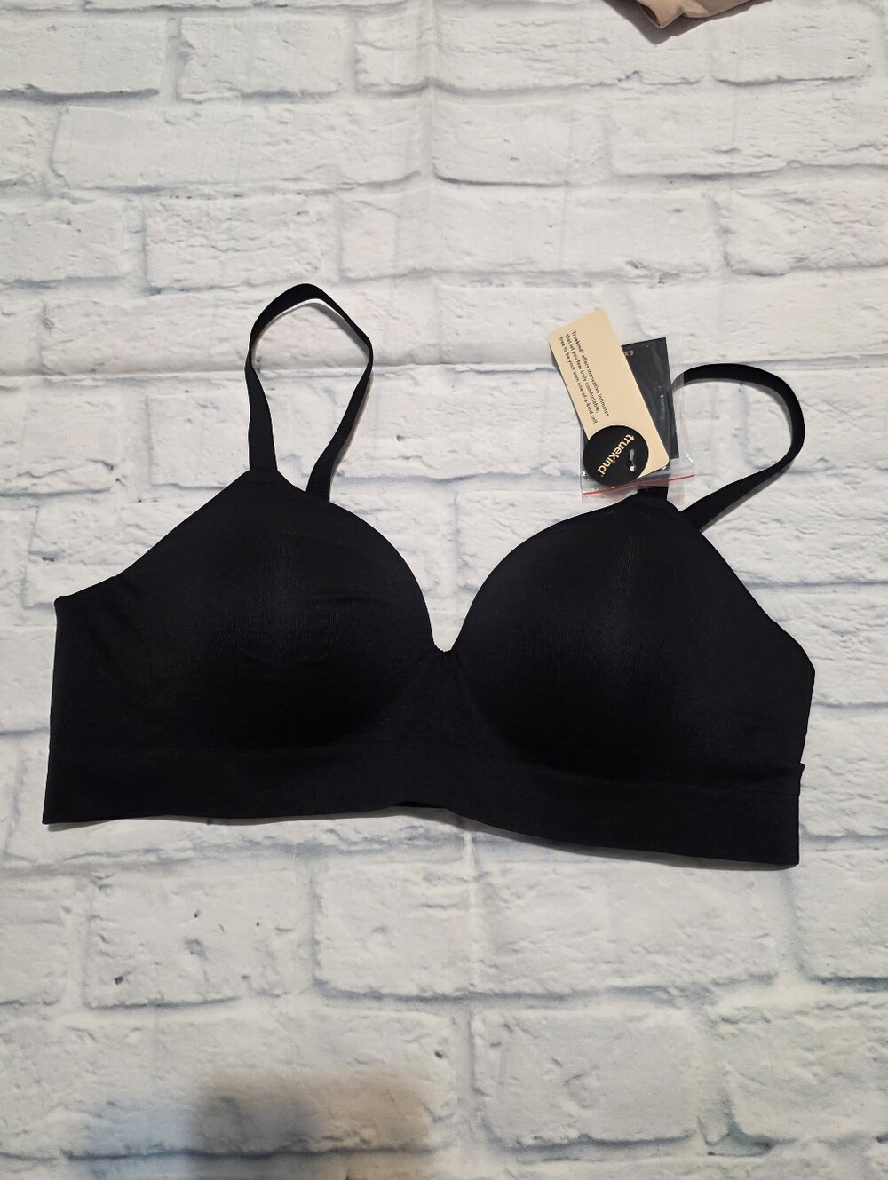 Truekind Size Large Everyday Seamless Wireless Bra - Black